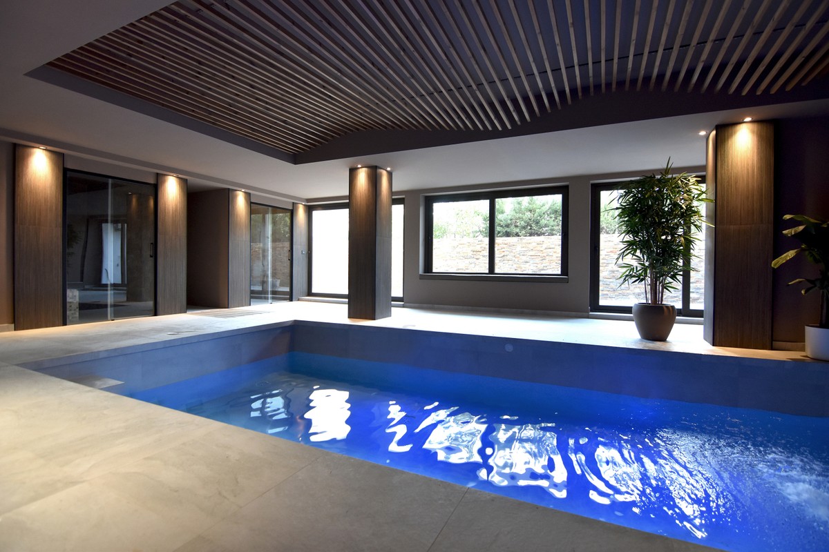Spa pool LED lighting, Parameteic Ceiling feature